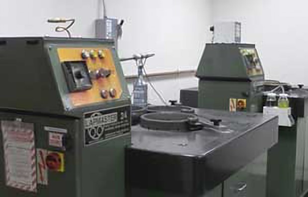 Machine tools used in seal component refurbishment